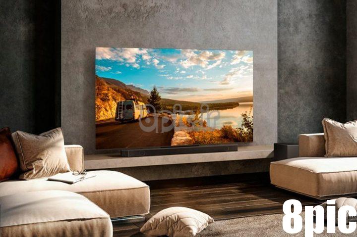 تلویزیون سامسونگ QN900C Neo QLED 8K در اتاق نشیمن.