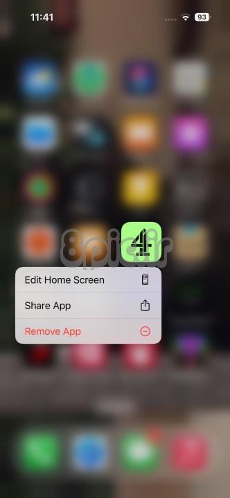 حذف برنامه Channel 4 در آیفون.